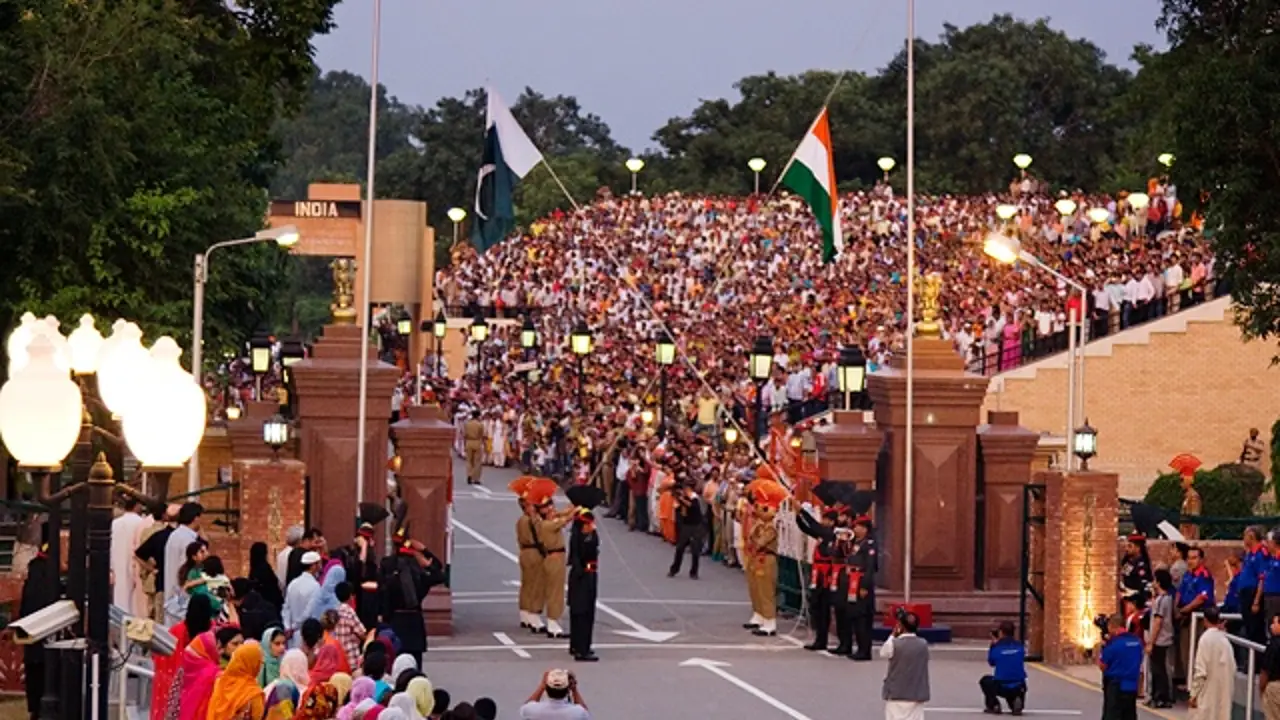 Wagah Border Retreat Ceremony